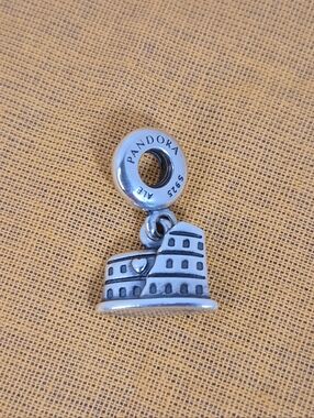Retired Pandora Dangle Charm The Colosseum Rome .925 Silver #791079